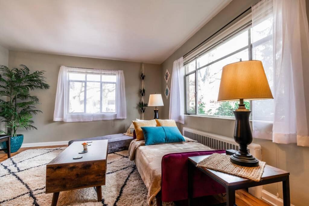 Ski - Explore - Relax - Cozy Beds, Tv & Wi-Fi Salt Lake City Exterior photo